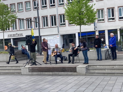 UkraineKundgebungDarmstadt-005-2025 04 19-10 49 18